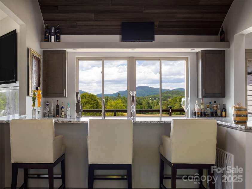 639 Byers Cove Road, Hendersonville, NC 28792.  MLS# CAR4306480, YatesRealty ID 331. 