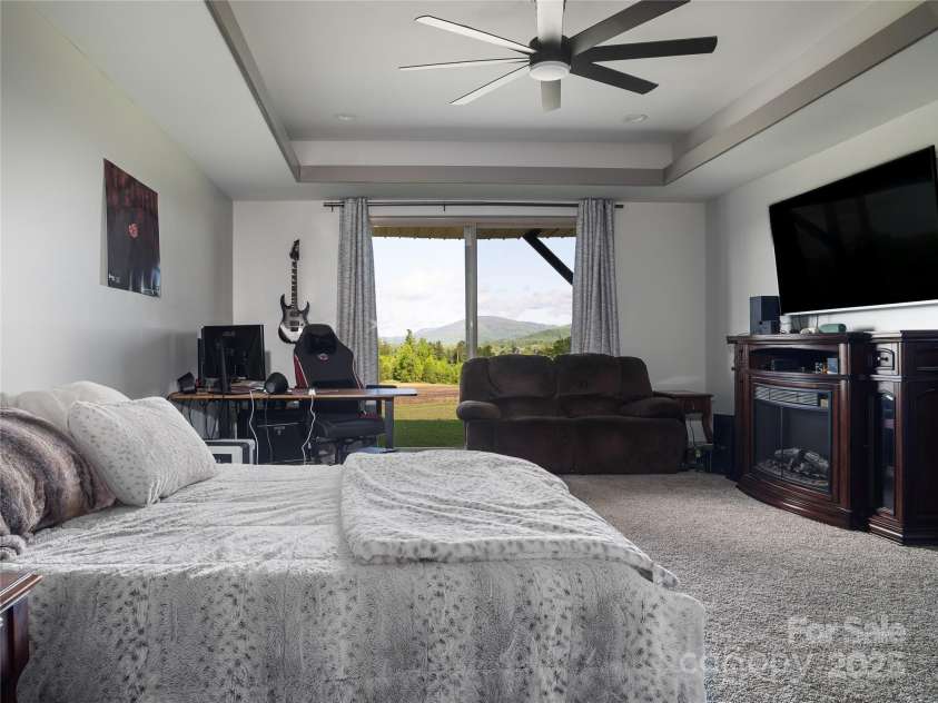 639 Byers Cove Road, Hendersonville, NC 28792.  MLS# CAR4306480, YatesRealty ID 331. 