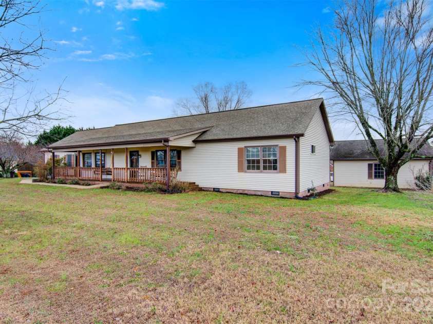 9566 Wilson Road, Hildebran, NC 28637.  MLS# CAR4207560, YatesRealty ID 331. 
