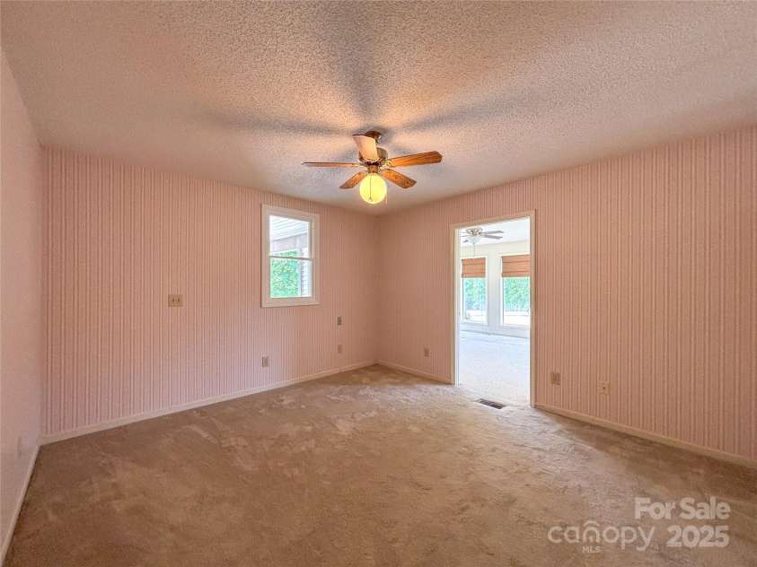 9566 Wilson Road, Hildebran, NC 28637.  MLS# CAR4207560, YatesRealty ID 331. 