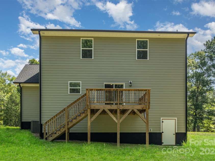 1563 Riverview Circle, Fort Lawn, SC 29714.  MLS# CAR4286828, YatesRealty ID 3310. 