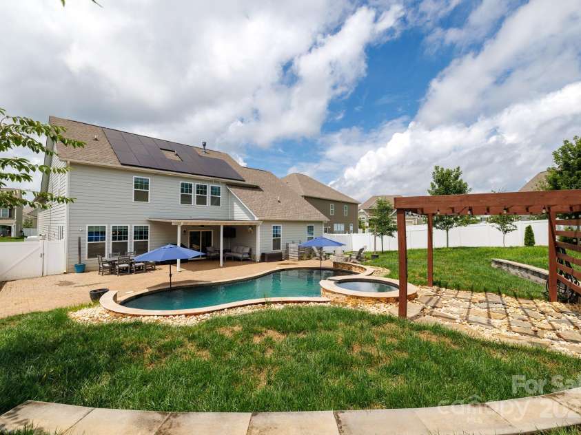 2370 Tessa Trace, Lake Wylie, SC 29710.  MLS# CAR4287816, YatesRealty ID 33100. 