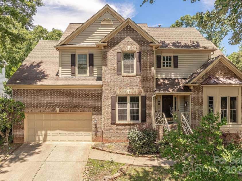 2836 Providence Spring Lane, Charlotte, NC 28270.  MLS# CAR4278726, YatesRealty ID 33101. Welcome Home