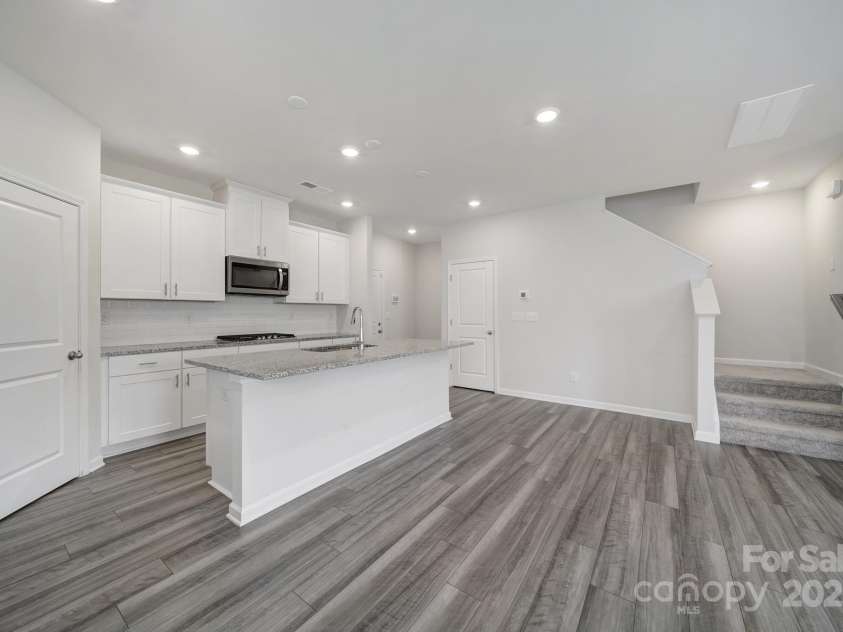 239 Cedar Knoll Circle, Pineville, NC 28134.  MLS# CAR4281138, YatesRealty ID 33102. 