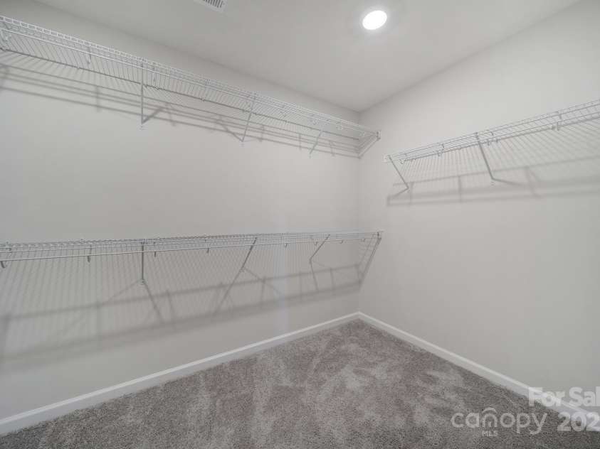 239 Cedar Knoll Circle, Pineville, NC 28134.  MLS# CAR4281138, YatesRealty ID 33102. 