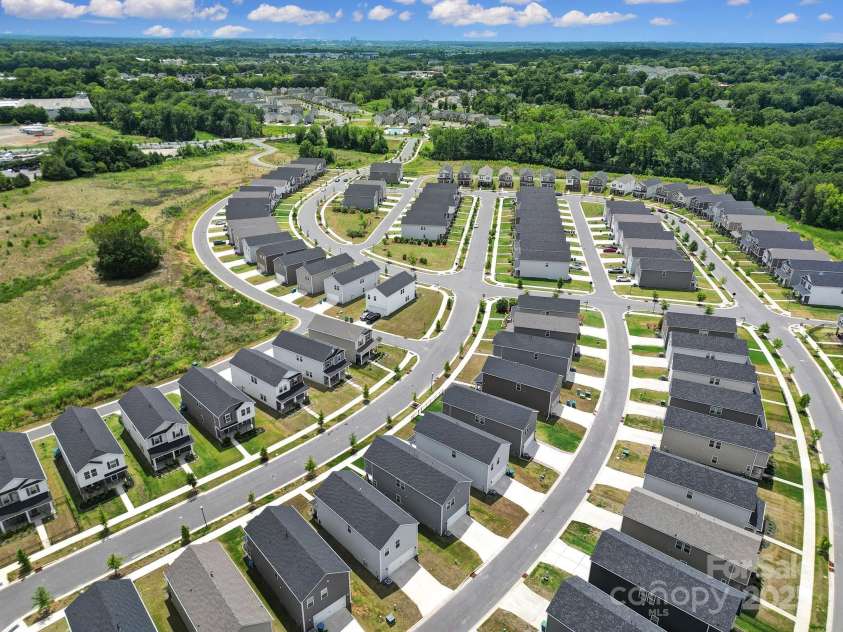 239 Cedar Knoll Circle, Pineville, NC 28134.  MLS# CAR4281138, YatesRealty ID 33102. 