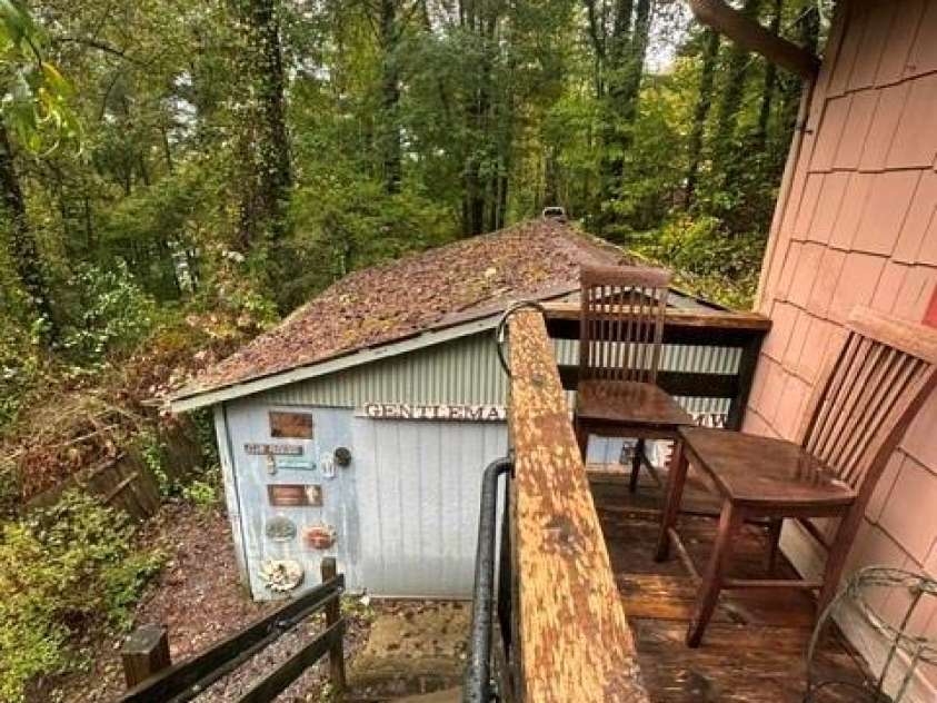 138 Heavenly View Drive, Sylva, NC 28779.  MLS# CAR4397894, YatesRealty ID 33104. 