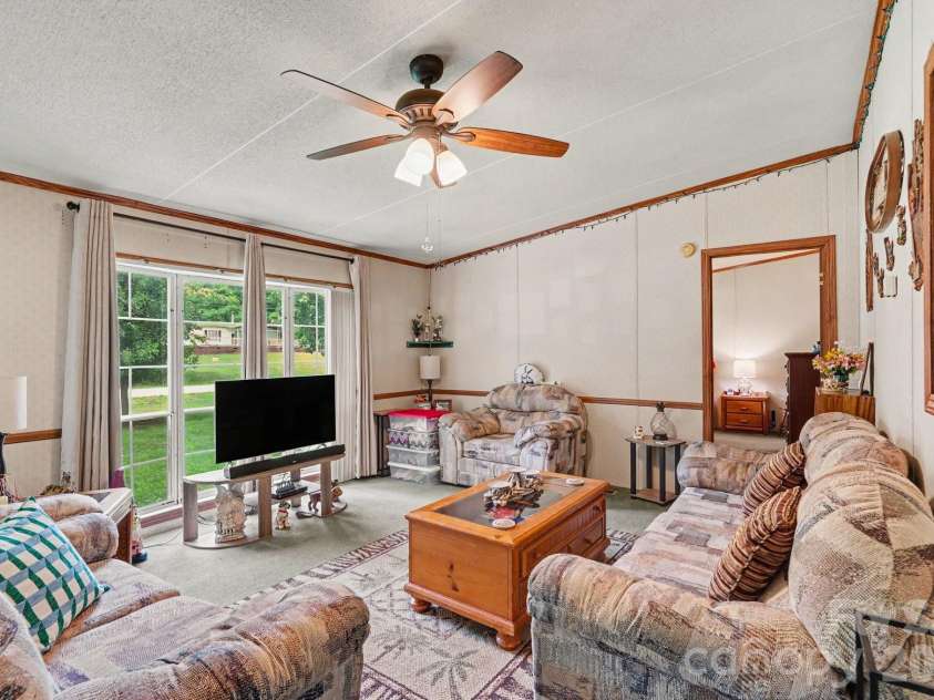 4665 Blade Run Road, Edgemoor, SC 29712.  MLS# CAR4386564, YatesRealty ID 33105. 