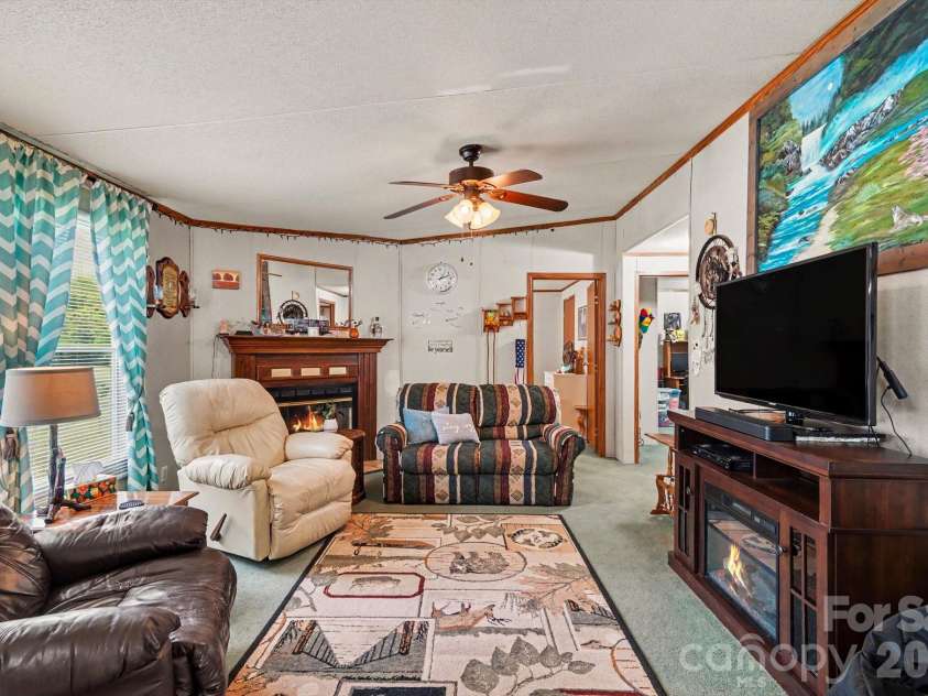 4665 Blade Run Road, Edgemoor, SC 29712.  MLS# CAR4386564, YatesRealty ID 33105. 