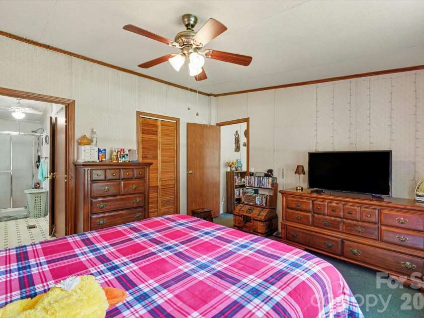 4665 Blade Run Road, Edgemoor, SC 29712.  MLS# CAR4386564, YatesRealty ID 33105. 