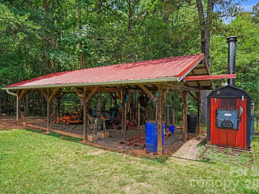 4665 Blade Run Road, Edgemoor, SC 29712.  MLS# CAR4386564, YatesRealty ID 33105. 