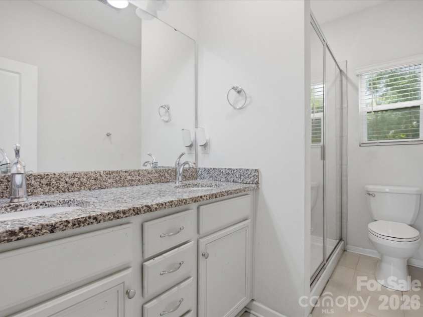 1609 Ronald Street, Charlotte, NC 28216.  MLS# CAR4397895, YatesRealty ID 33106. 