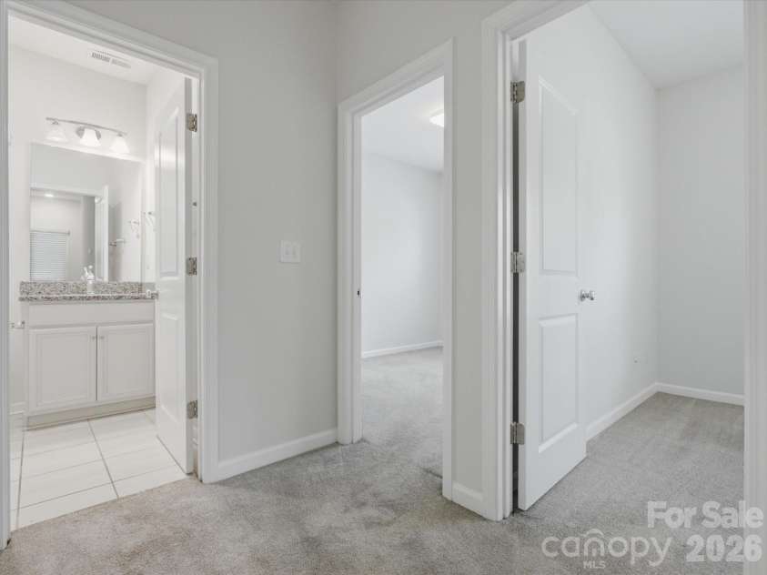 1609 Ronald Street, Charlotte, NC 28216.  MLS# CAR4397895, YatesRealty ID 33106. 