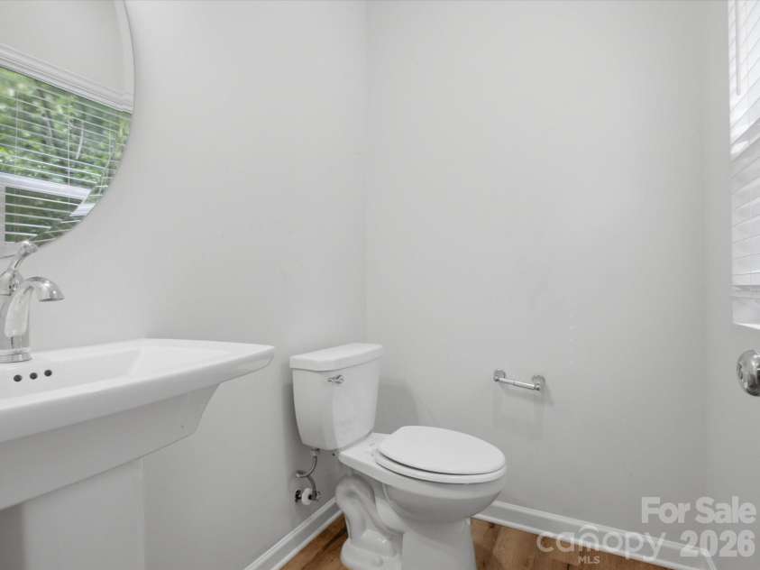 1609 Ronald Street, Charlotte, NC 28216.  MLS# CAR4397895, YatesRealty ID 33106. 