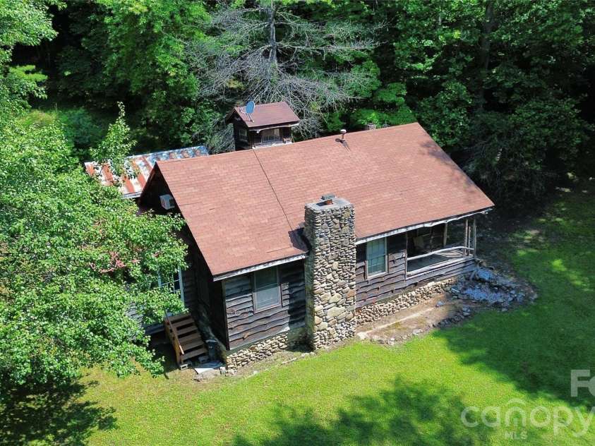 8340 Hwy 90 Highway, Collettsville, NC 28611.  MLS# CAR4397451, YatesRealty ID 33109. 