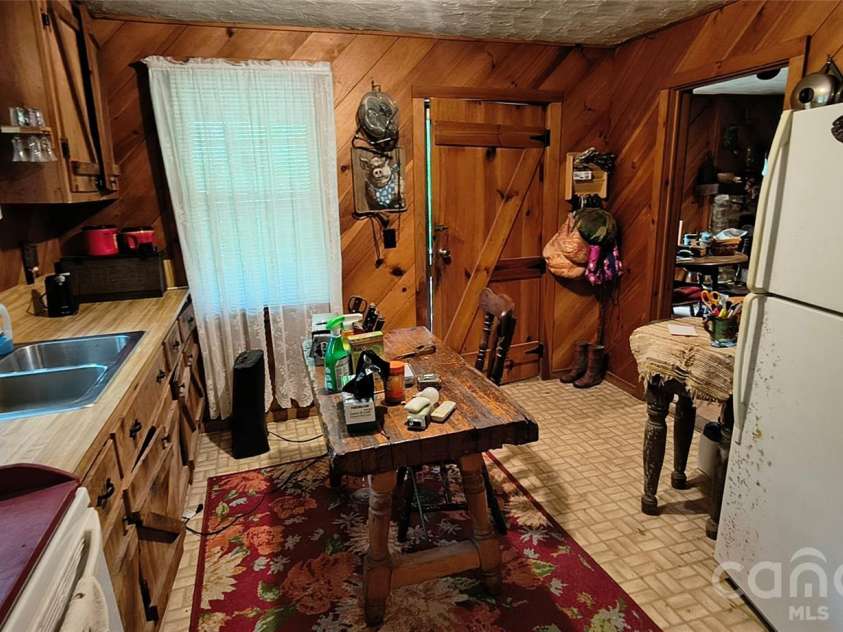 8340 Hwy 90 Highway, Collettsville, NC 28611.  MLS# CAR4397451, YatesRealty ID 33109. 