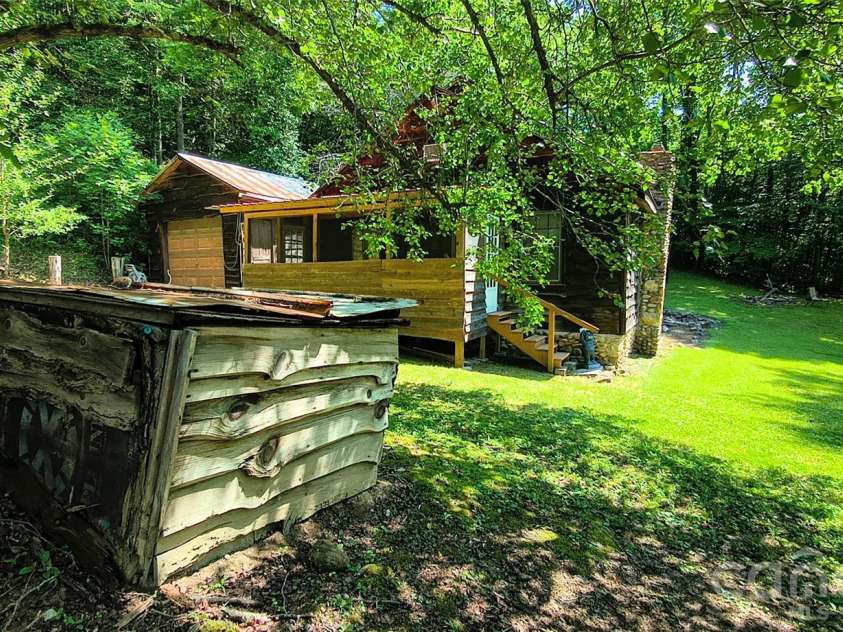 8340 Hwy 90 Highway, Collettsville, NC 28611.  MLS# CAR4397451, YatesRealty ID 33109. 