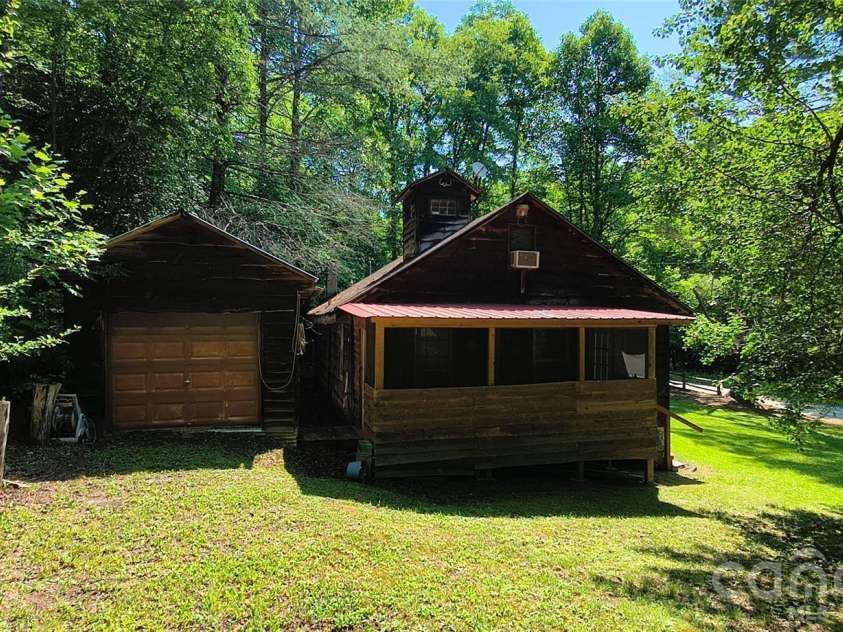 8340 Hwy 90 Highway, Collettsville, NC 28611.  MLS# CAR4397451, YatesRealty ID 33109. 