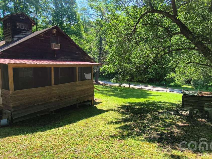8340 Hwy 90 Highway, Collettsville, NC 28611.  MLS# CAR4397451, YatesRealty ID 33109. 