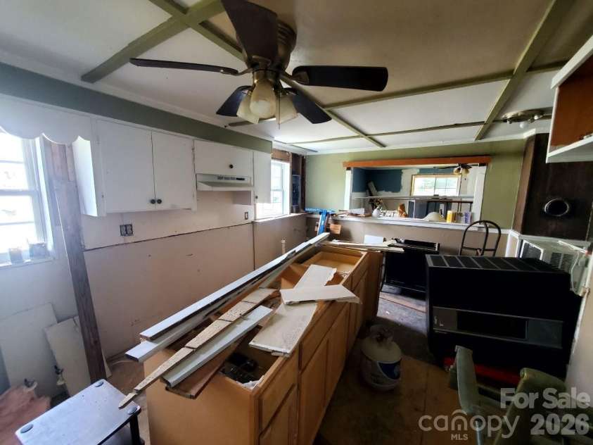 209 James Street, La Grange, NC 28551.  MLS# CAR4397903, YatesRealty ID 33110. 