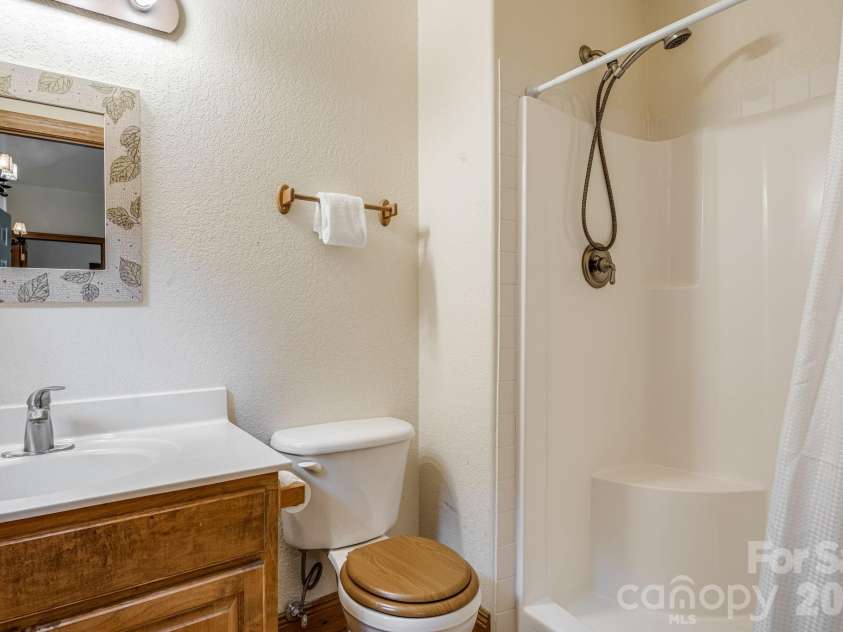 189 Cameron Lane, Lake Lure, NC 28746.  MLS# CAR4345365, YatesRealty ID 33111. 