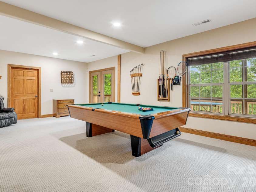 189 Cameron Lane, Lake Lure, NC 28746.  MLS# CAR4345365, YatesRealty ID 33111. 