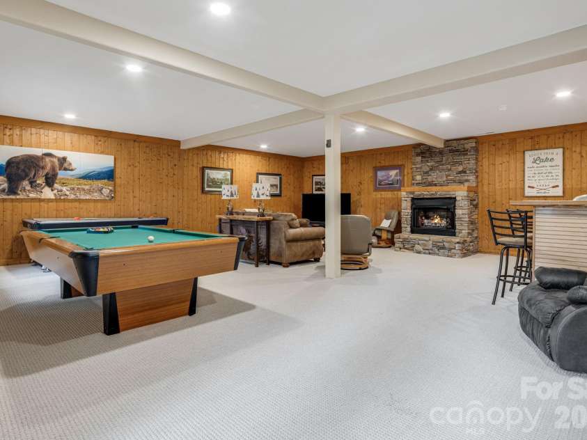 189 Cameron Lane, Lake Lure, NC 28746.  MLS# CAR4345365, YatesRealty ID 33111. 