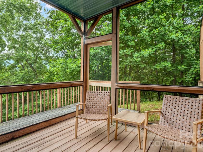189 Cameron Lane, Lake Lure, NC 28746.  MLS# CAR4345365, YatesRealty ID 33111. 