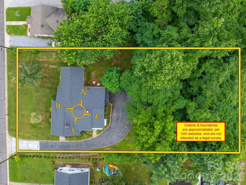 46 Gilkey Street, Marion, NC 28752.  MLS# CAR4396879, YatesRealty ID 33112. 