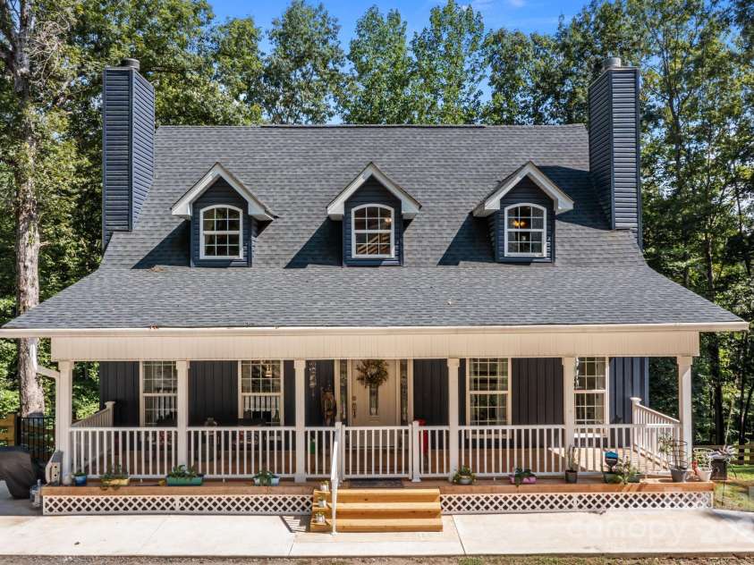 239 Old Lion Road, Statesville, NC 28625.  MLS# CAR4284609, YatesRealty ID 33114. 
