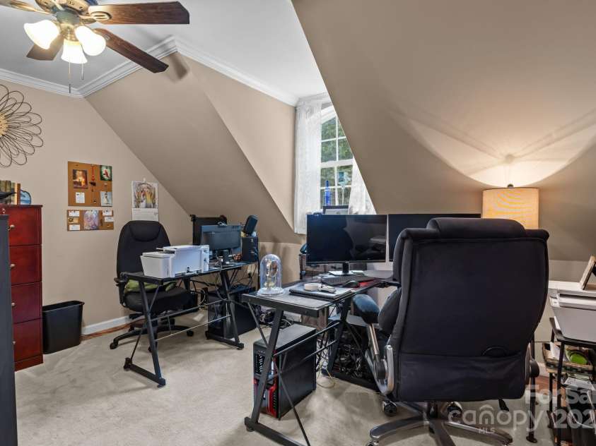 239 Old Lion Road, Statesville, NC 28625.  MLS# CAR4284609, YatesRealty ID 33114. Office/bonus room