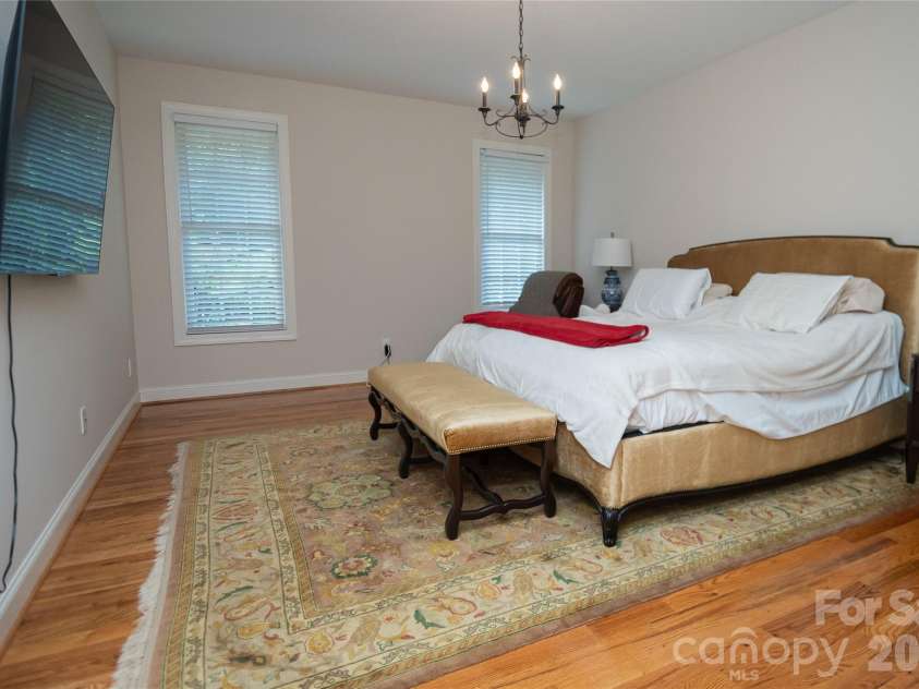 117 Beechmont Drive, Morganton, NC 28655.  MLS# CAR4397972, YatesRealty ID 33115. 