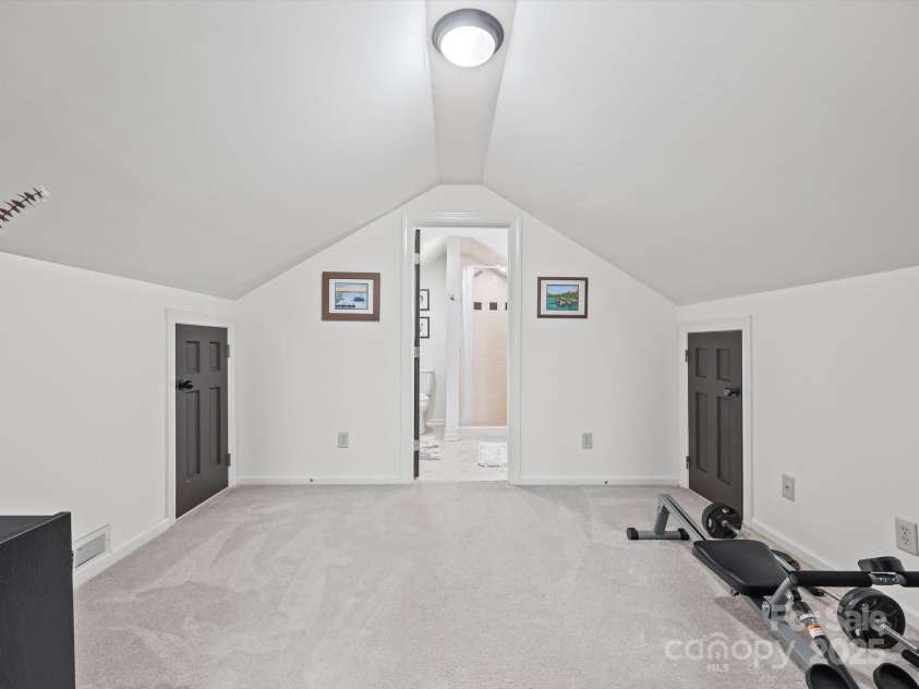 4065 Mountainview Street, Gastonia, NC 28056.  MLS# CAR4290116, YatesRealty ID 33115. Another flex space area, this one is upstairs.