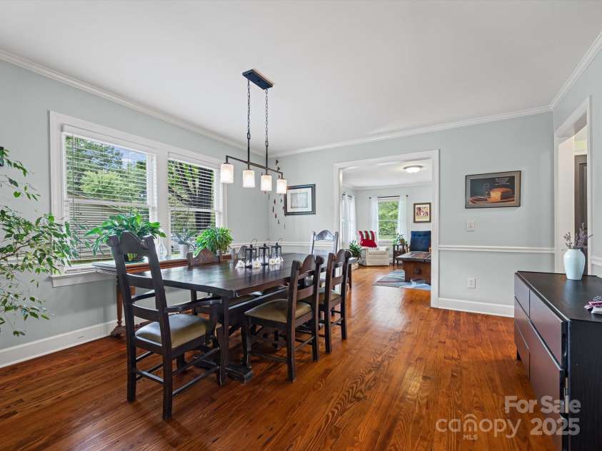 4065 Mountainview Street, Gastonia, NC 28056.  MLS# CAR4290116, YatesRealty ID 33115. Gorgeous oversized formal dining space, original wood floors!