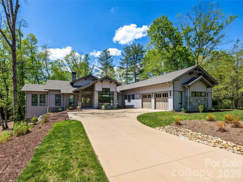 17 Nestlewood Drive, Arden, NC 28704.  MLS# CAR4392357, YatesRealty ID 33116. 