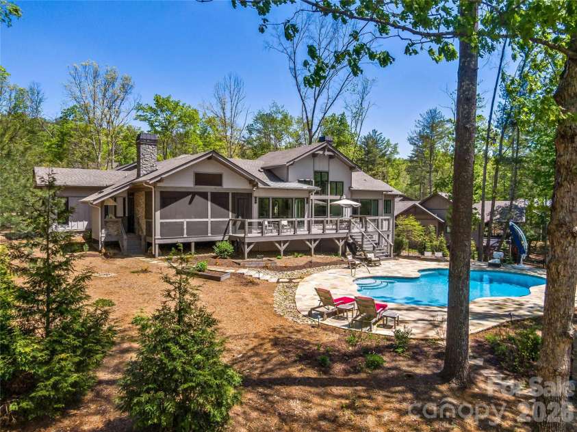 17 Nestlewood Drive, Arden, NC 28704.  MLS# CAR4392357, YatesRealty ID 33116. 