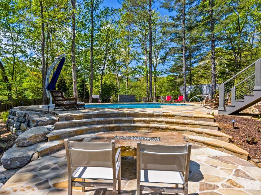 17 Nestlewood Drive, Arden, NC 28704.  MLS# CAR4392357, YatesRealty ID 33116. 