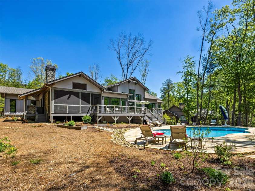 17 Nestlewood Drive, Arden, NC 28704.  MLS# CAR4392357, YatesRealty ID 33116. 