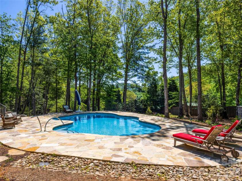 17 Nestlewood Drive, Arden, NC 28704.  MLS# CAR4392357, YatesRealty ID 33116. 