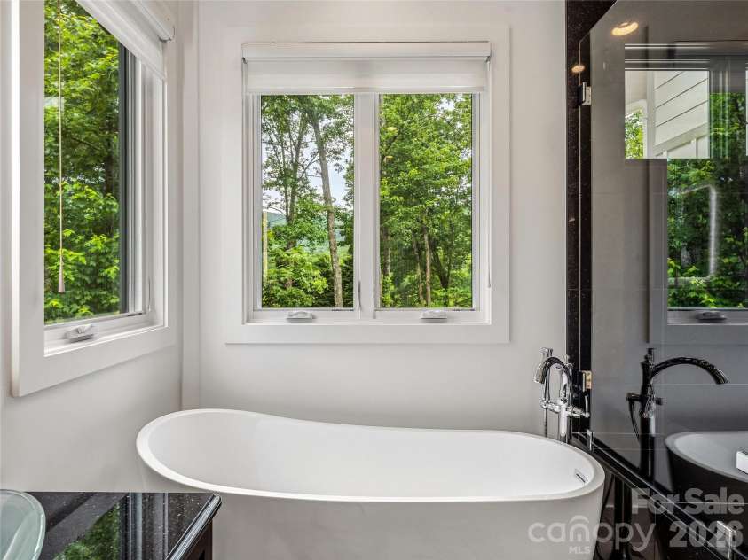 17 Nestlewood Drive, Arden, NC 28704.  MLS# CAR4392357, YatesRealty ID 33116. 