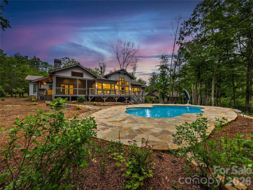 17 Nestlewood Drive, Arden, NC 28704.  MLS# CAR4392357, YatesRealty ID 33116. 