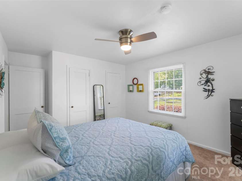 19 Wilburn Road, Asheville, NC 28806.  MLS# CAR4397965, YatesRealty ID 33117. 