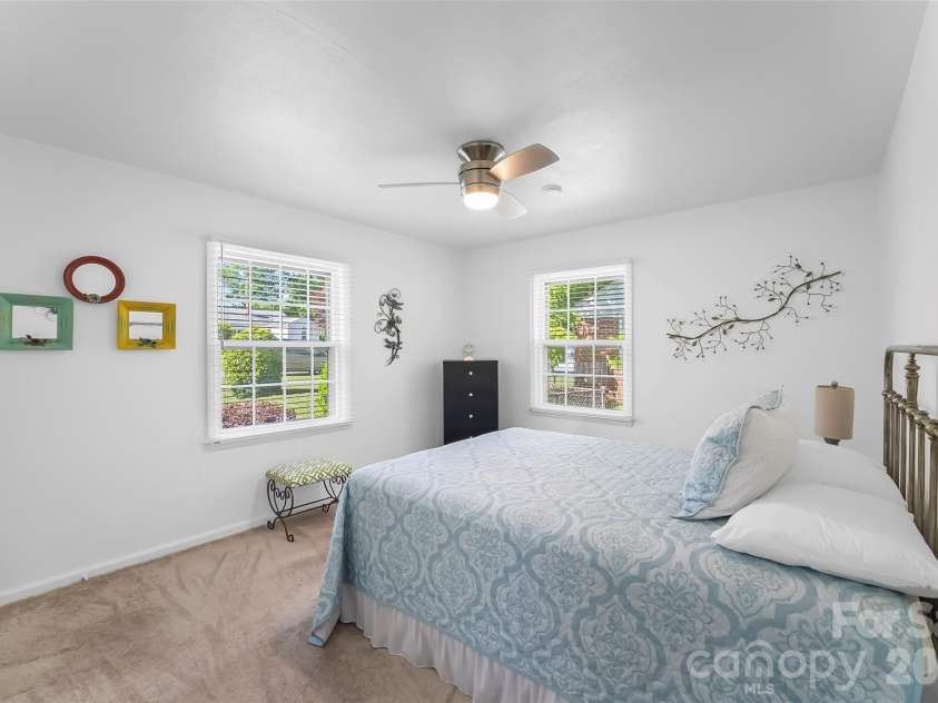 19 Wilburn Road, Asheville, NC 28806.  MLS# CAR4426206, YatesRealty ID 33117. 