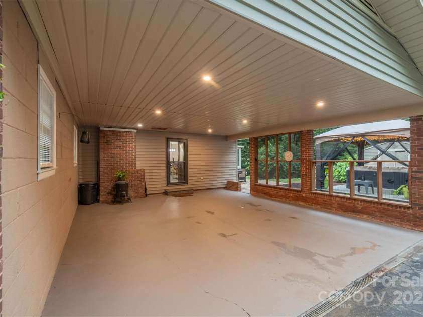 1301 Dudley Shoals Road, Granite Falls, NC 28630.  MLS# CAR4285848, YatesRealty ID 33118. 