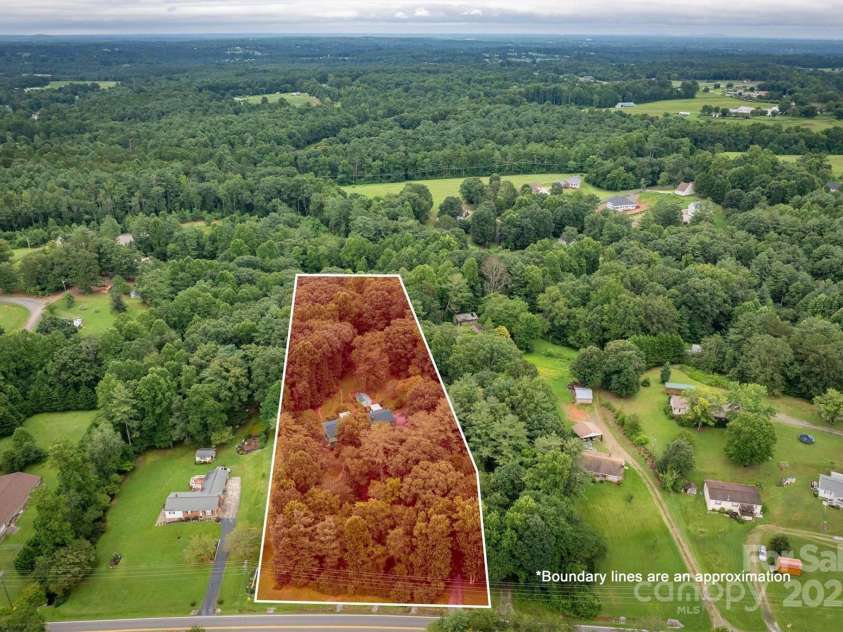 1301 Dudley Shoals Road, Granite Falls, NC 28630.  MLS# CAR4285848, YatesRealty ID 33118. 