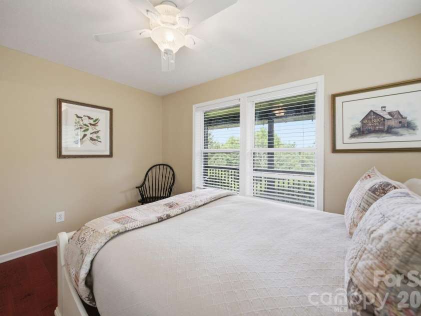 276 Four Diamond Drive, Seven Devils, NC 28604.  MLS# CAR4394348, YatesRealty ID 33119. 