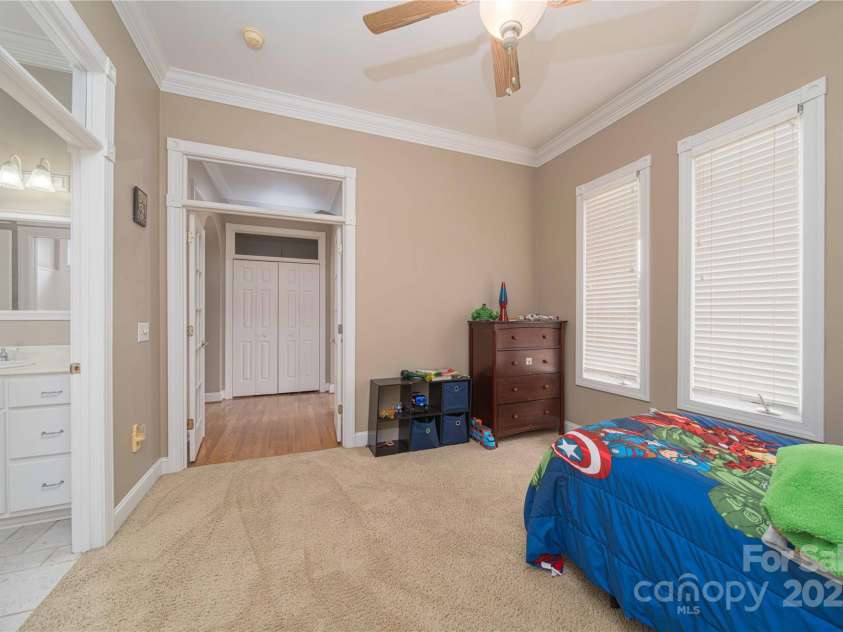 38 Par Drive, Granite Falls, NC 28630.  MLS# CAR4309400, YatesRealty ID 3312. 