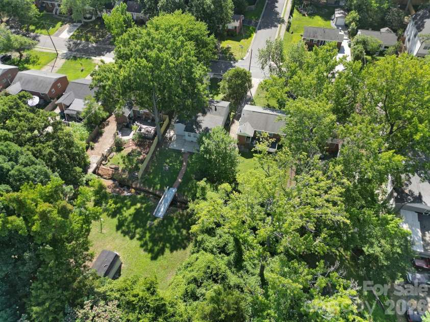 1801 Dallas Avenue, Charlotte, NC 28205.  MLS# CAR4397599, YatesRealty ID 33122. 