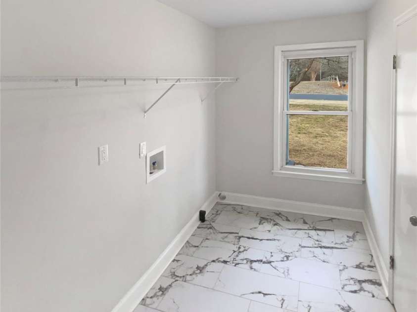 510 Newport Drive, Salisbury, NC 28144.  MLS# CAR4235417, YatesRealty ID 33123. 