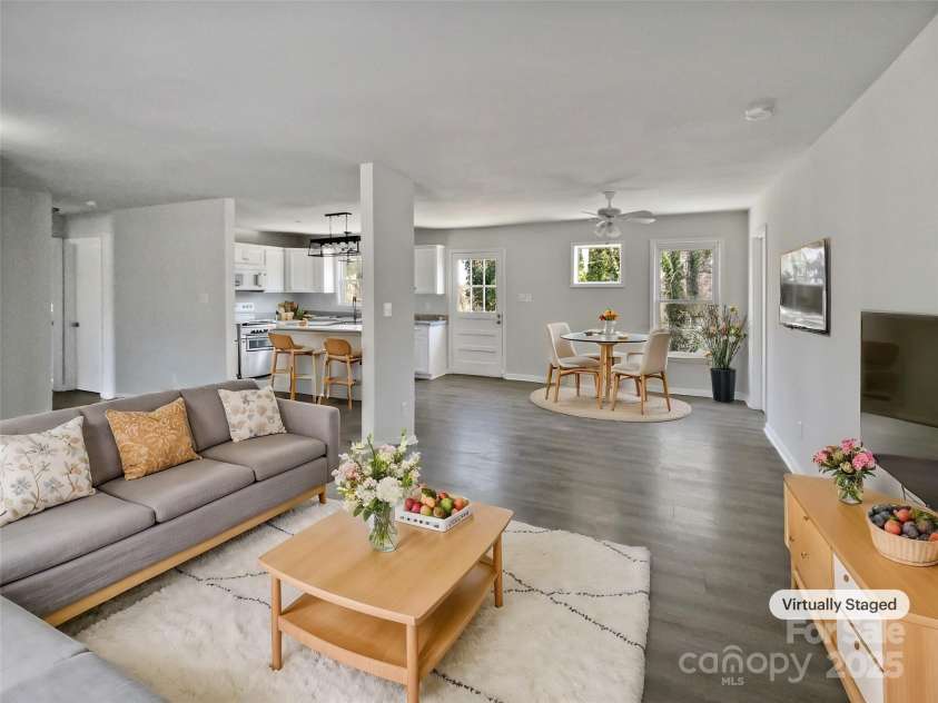 510 Newport Drive, Salisbury, NC 28144.  MLS# CAR4235417, YatesRealty ID 33123. Staged Photo